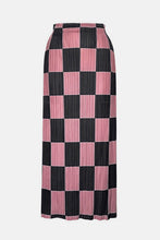 Load image into Gallery viewer, Checkered Accordion Pleated Midi Skirt