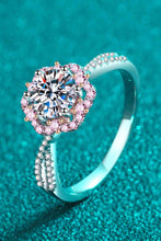 Load image into Gallery viewer, 1 Carat Moissanite Flower-Shaped Crisscross Ring