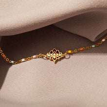 Load image into Gallery viewer, Lotus Shape 18K Gold-Plated Bead Bracelet