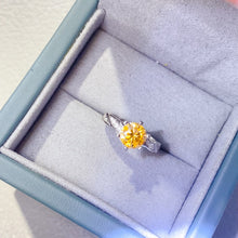 Load image into Gallery viewer, 2 Carat Moissanite 925 Sterling Silver Ring