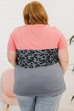 Load image into Gallery viewer, Plus Size Leopard Color Block T-Shirt