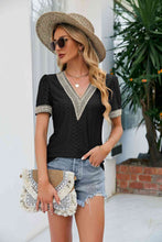 Load image into Gallery viewer, Contrast V-Neck Puff Sleeve Top