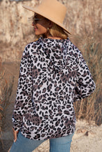 Load image into Gallery viewer, Leopard Print Kangaroo Pocket Hoodie