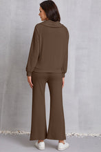 Load image into Gallery viewer, Half Zip Collared Neck Sweatshirt and Pants Set