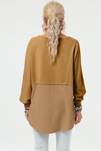 Load image into Gallery viewer, Curved Hem Dolman Sleeve Top