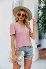 Load image into Gallery viewer, Contrast V-Neck Puff Sleeve Top