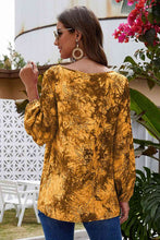 Load image into Gallery viewer, V-Neck balloon Sleeve Floral Blouse