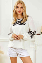 Load image into Gallery viewer, Printed Round Neck Long Sleeve Blouse