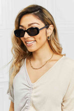 Load image into Gallery viewer, Oval Full Rim Sunglasses