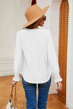 Load image into Gallery viewer, Contrast Flounce Sleeve Blouse