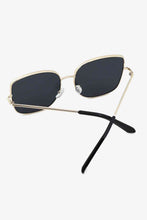 Load image into Gallery viewer, Metal Frame Wayfarer Sunglasses