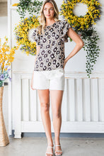 Load image into Gallery viewer, Animal Print Puff Sleeve Round Neck Blouse