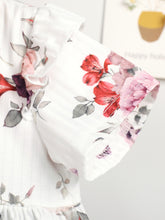 Load image into Gallery viewer, Girls Floral Peplum Blouse and Spliced Lace Jeans Set