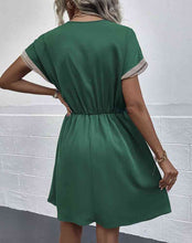 Load image into Gallery viewer, Contrast V-Neck Tassel Tie Dress
