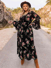 Load image into Gallery viewer, Plus Size Floral Flare Sleeve Dress