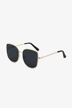 Load image into Gallery viewer, Metal Frame Wayfarer Sunglasses