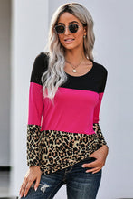 Load image into Gallery viewer, Lace Back Leopard Cut & Sew Tee