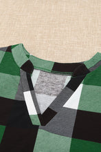 Load image into Gallery viewer, Plaid V-Neck Long Sleeve Top