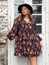 Load image into Gallery viewer, Plus Size Floral V-Neck Balloon Sleeve Dress