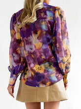Load image into Gallery viewer, Floral Button Up Collared Neck Shirt