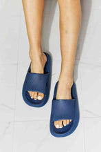 Load image into Gallery viewer, MMShoes Arms Around Me Open Toe Slide in Navy