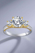 Load image into Gallery viewer, 2 Carat Moissanite Contrast Ring