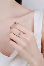 Load image into Gallery viewer, 925 Sterling Silver Moissanite Solitaire Ring