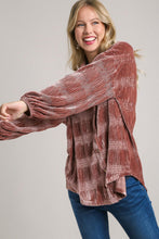 Load image into Gallery viewer, Umgee Ruched Tiered Button Up Shirt
