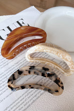 Load image into Gallery viewer, Acetate Hair Claw Clip
