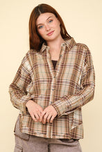 Load image into Gallery viewer, VERY J Contrast Plaid Raw Detail Shirt
