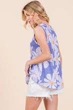 Load image into Gallery viewer, BOMBOM Floral Round Neck Tank
