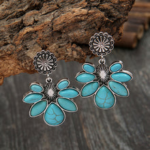 Load image into Gallery viewer, Artificial Turquoise Flower Earrings
