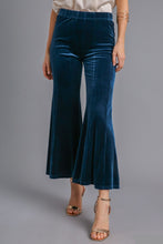 Load image into Gallery viewer, Umgee High Rise Elastic Waist Flare Pants
