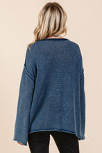 Load image into Gallery viewer, Mittoshop Mineral Wash Patch Pocket Cut Edge Sweater
