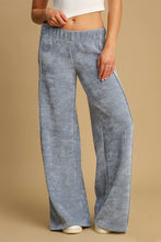 Load image into Gallery viewer, Umgee Elastic Waist Wide Leg Pants
