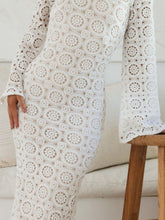 Load image into Gallery viewer, Lace Backless Round Neck Flare Sleeve Dress
