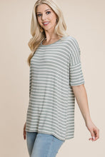 Load image into Gallery viewer, BOMBOM Striped Round Neck T-Shirt
