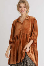 Load image into Gallery viewer, Umgee Full Size Button Down Tiered Back High Low Shirt
