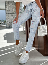 Load image into Gallery viewer, Distressed Star Straight Jeans with Pockets
