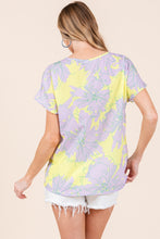 Load image into Gallery viewer, BOMBOM Floral Short Sleeve T-Shirt
