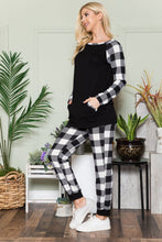 Load image into Gallery viewer, Celeste Plaid Long Sleeve T-Shirt with Pockets
