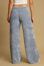 Load image into Gallery viewer, Umgee Elastic Waist Wide Leg Pants
