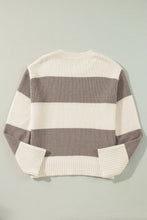 Load image into Gallery viewer, Color Block Round Neck Sweater
