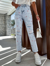 Load image into Gallery viewer, Distressed Star Straight Jeans with Pockets
