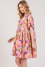 Load image into Gallery viewer, SAGE + FIG Floral Short Sleeve Babydoll Dress with Pockets
