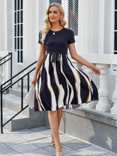 Load image into Gallery viewer, Printed Round Neck Short Sleeve Dress
