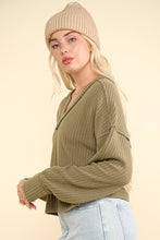 Load image into Gallery viewer, VERY J Exposed Seam V-Neck Ribbed Knit Top
