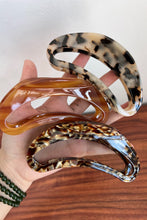 Load image into Gallery viewer, Acetate Hair Claw Clip
