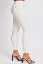 Load image into Gallery viewer, YMI Jeanswear Hyperstretch Mid-Rise Skinny Jeans
