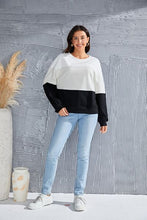 Load image into Gallery viewer, Color Block Round Neck Long Sleeve Sweatshirt
